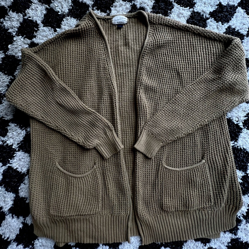 Knitted cardigan